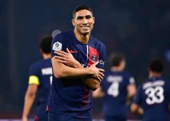 الإعلام الحكومي المغربي يُشارك في نشر خبر كوميدي حول أشرف حكيمي