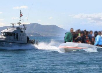 البحرية الملكية تقدم المساعدة لـ 98 مرشحا للهجرة غير الشرعية