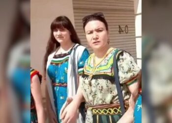طرد تلميذة بسبب ارتدائها الزي القبائلي التقليدي يخلق الجدل في الجزائر