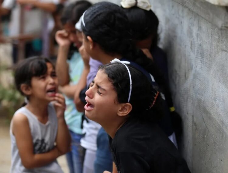 معظمهم أطفال .. مجزرة إسرائيلية جديدة تخلف 80 شهيداً