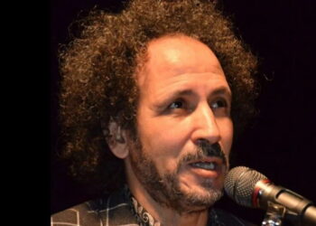المغربي نبيل منصر يفوز بجائزة الشعر العالمية "فيرناندو دالميدا"