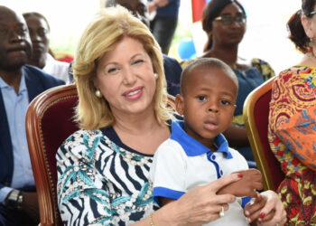 أطفال إفريقيا.. دومينيك واتارا تعرب عن عرفانها الصادق لجلالة الملك