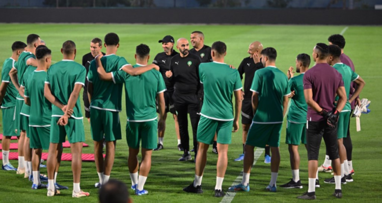 الركراكي يبرمج حصة تدريبية مفتوحة أمام وسائل الإعلام