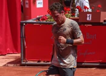 الإسباني كارباليس بيينا يتأهل إلى ربع النهائي لجائزة الحسن الثاني الكبرى للتنس